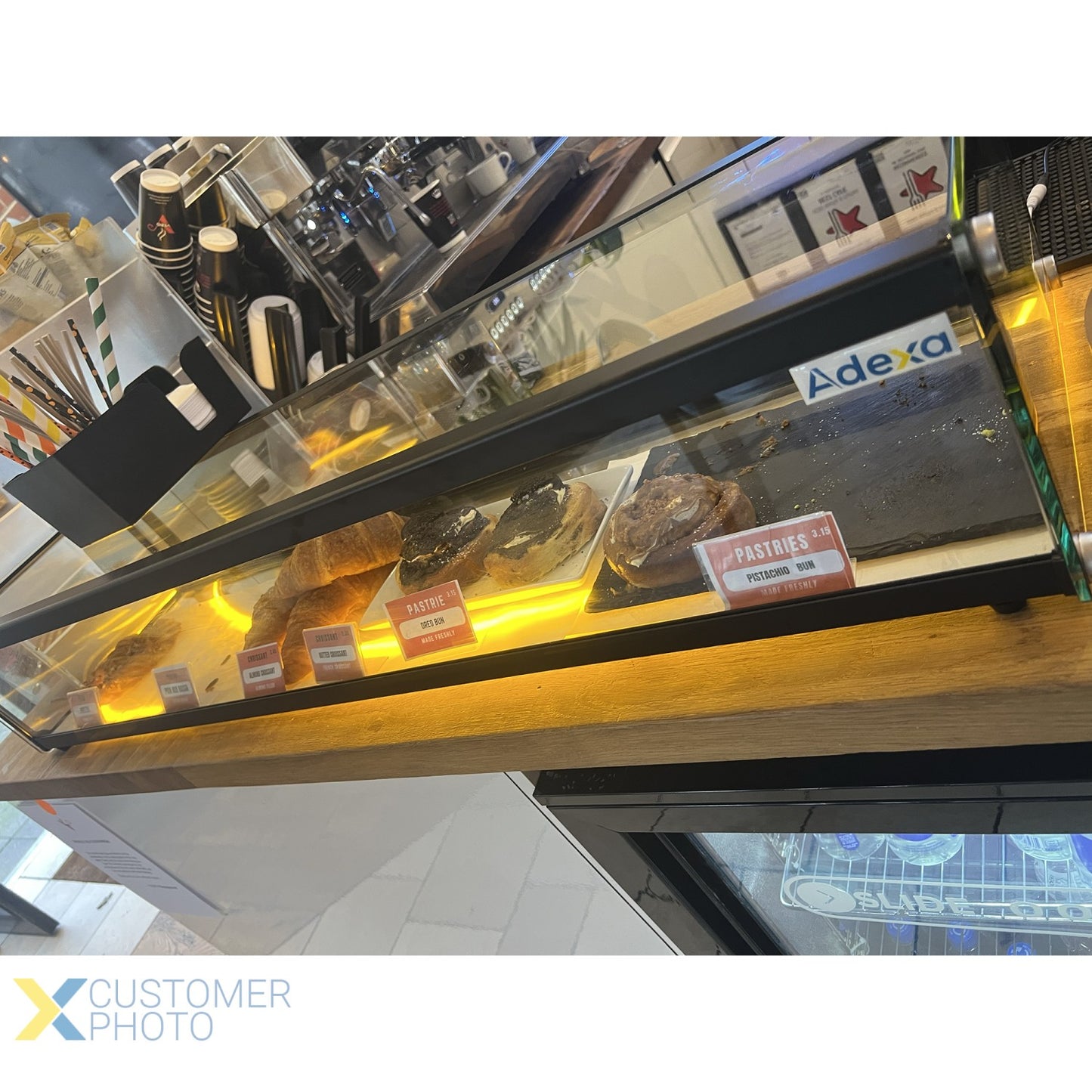 Neutral Display Case Black 1200x330x200mm - ZW68SS