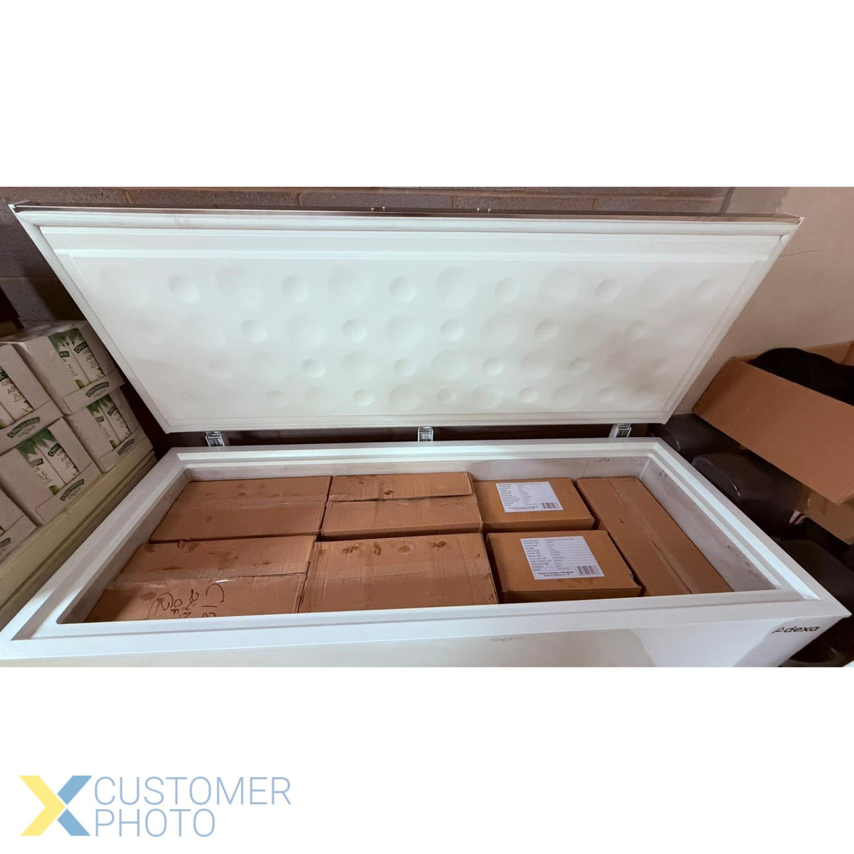 Commercial Chest freezer Stainless Steel lid 650 litres - BD650