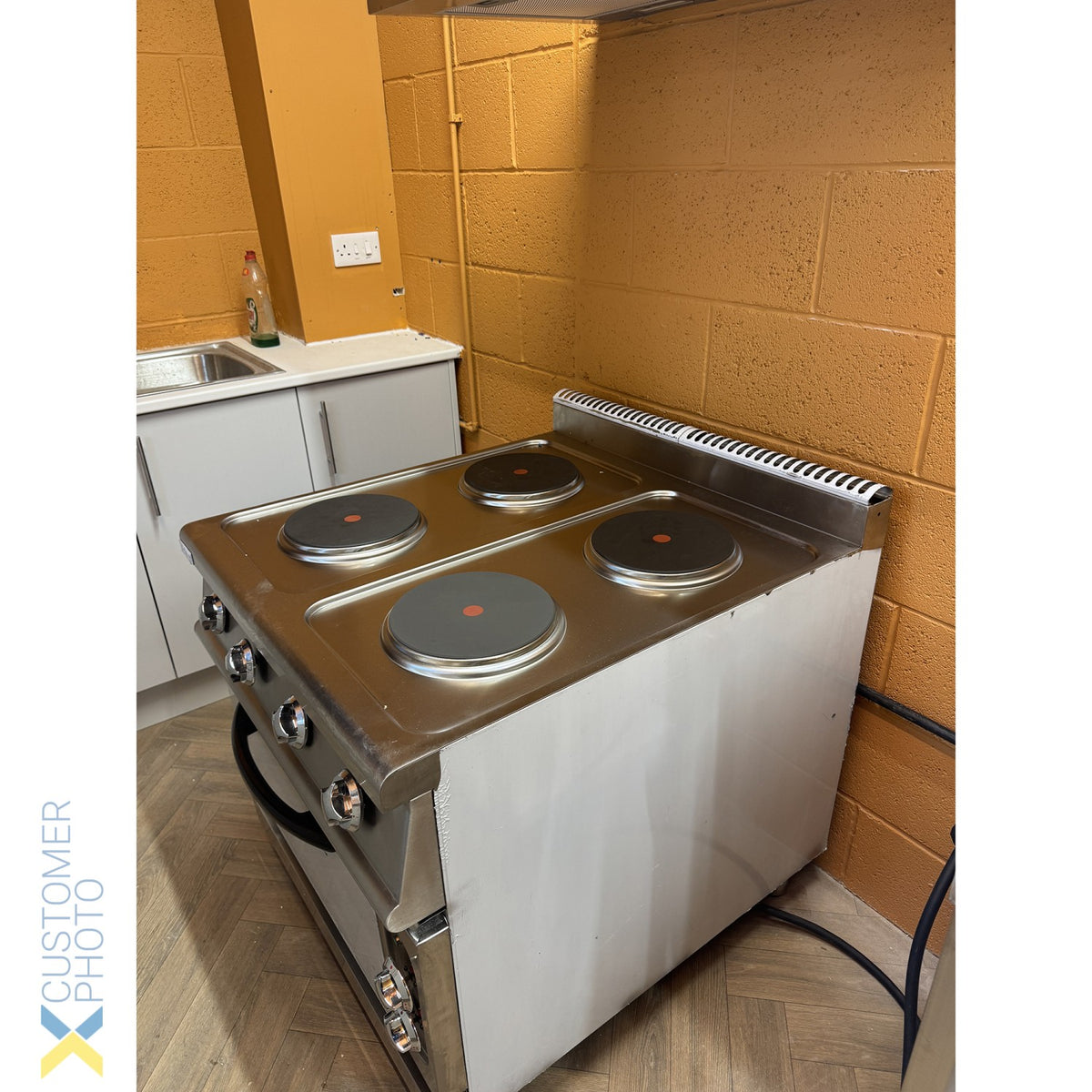 Commercial Electric Cooker 4 Burners with Electric Oven 10.4kW+4.8kW 900mm Depth - HRQ912A