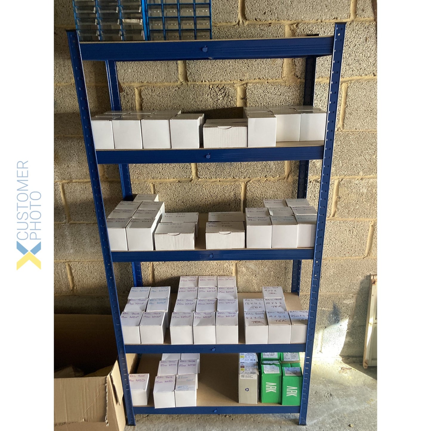 Industrial Shelving Unit Medium duty 900x400x1800mm 5 shelves 175 kg/shelf Powder coated steel - P9040