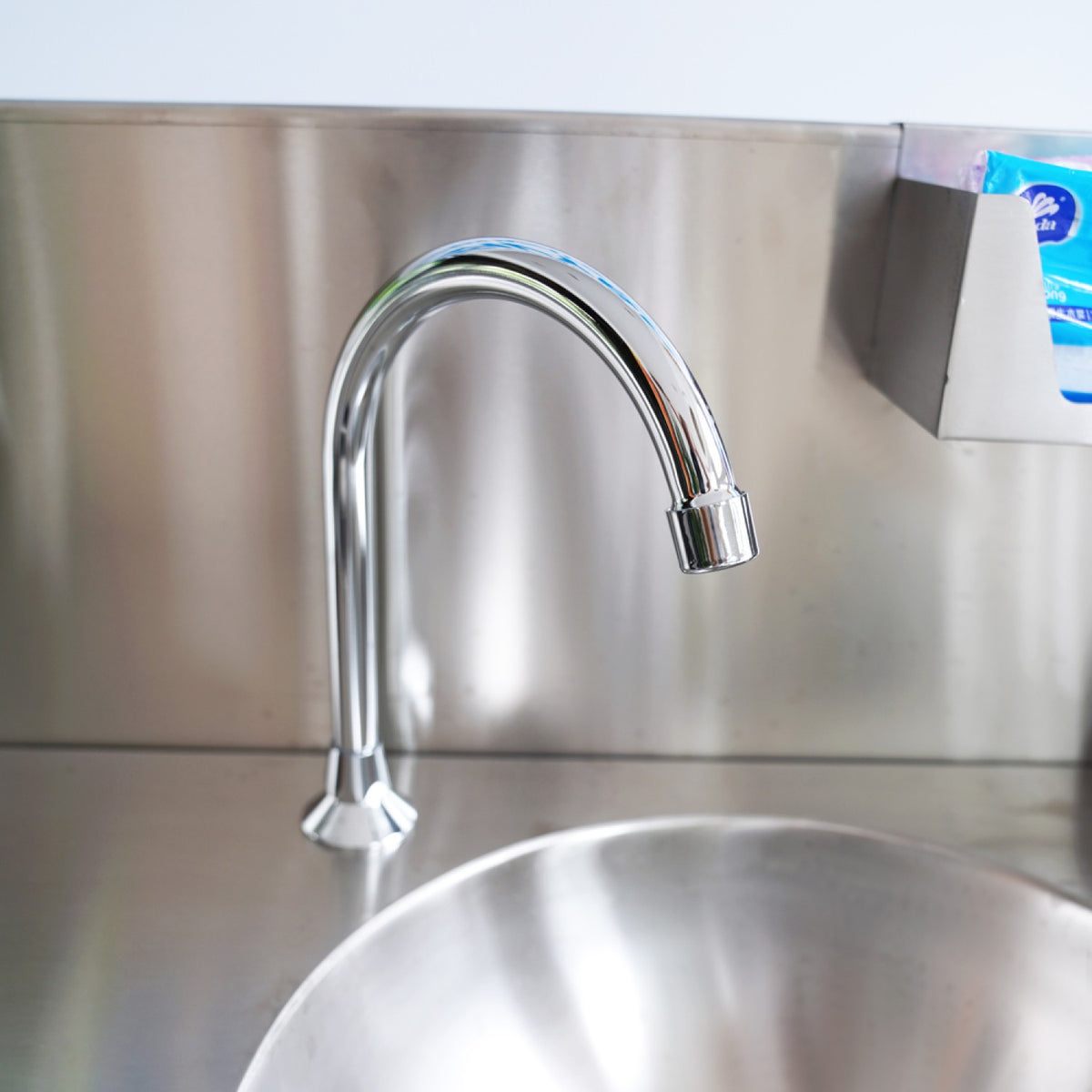 Foot Operated Mobile Wash Basin with Backsplash Paper Towel Dispenser & Castors Stainless Steel - WHF277