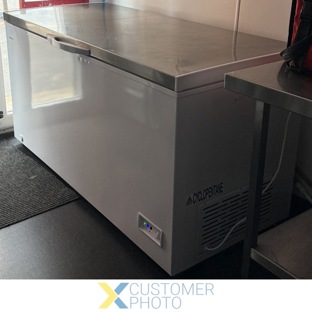 Chest freezer Stainless steel lid 512 litres - XF512JA