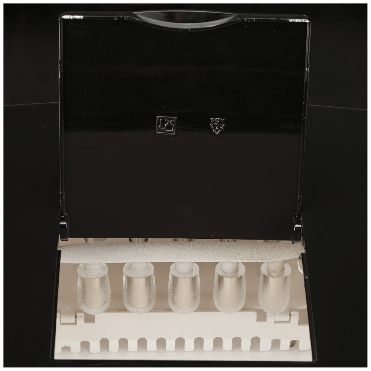 2-in-1 Ice Maker & Cold Water Dispenser Countertop 12kg/24h 0.6kg bin - ZB10B